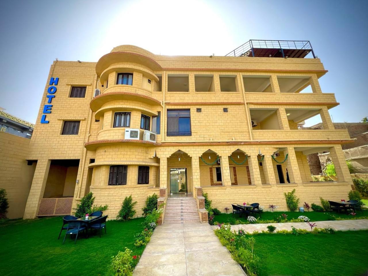 Turquoise Pyramids Gate Hotel City Centre Kafret el-Gabal Exterior foto